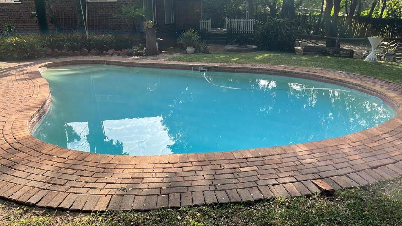 Chalet 1 Camping Style At Cynthias Country Hartbeespoort Exterior foto